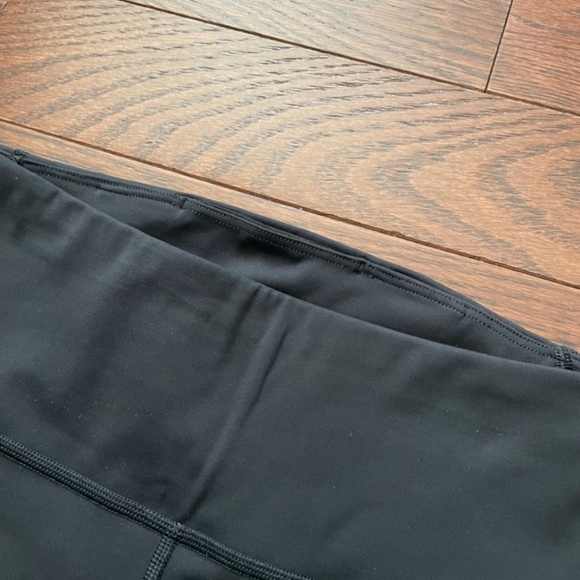 Athleta NWT crops - Picture 3 of 6